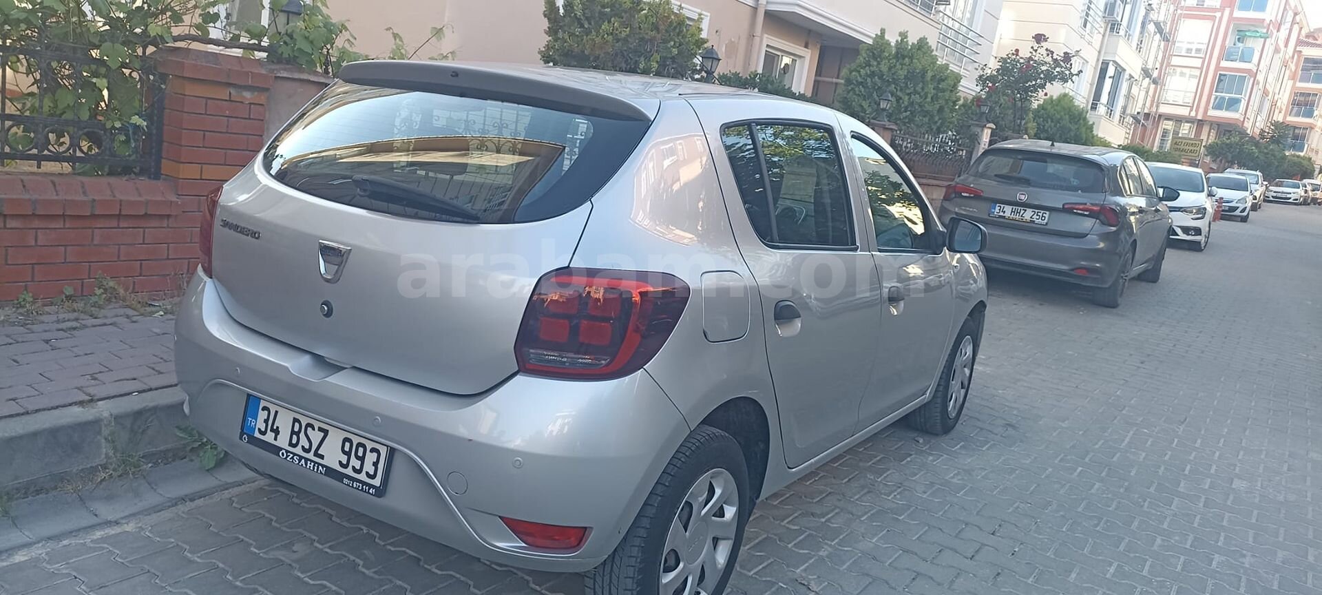 Sahibinden Dacia Sandero 1.0 Ambiance 2018 Model İstanbul 103.000 km Gri (Gümüş) 3