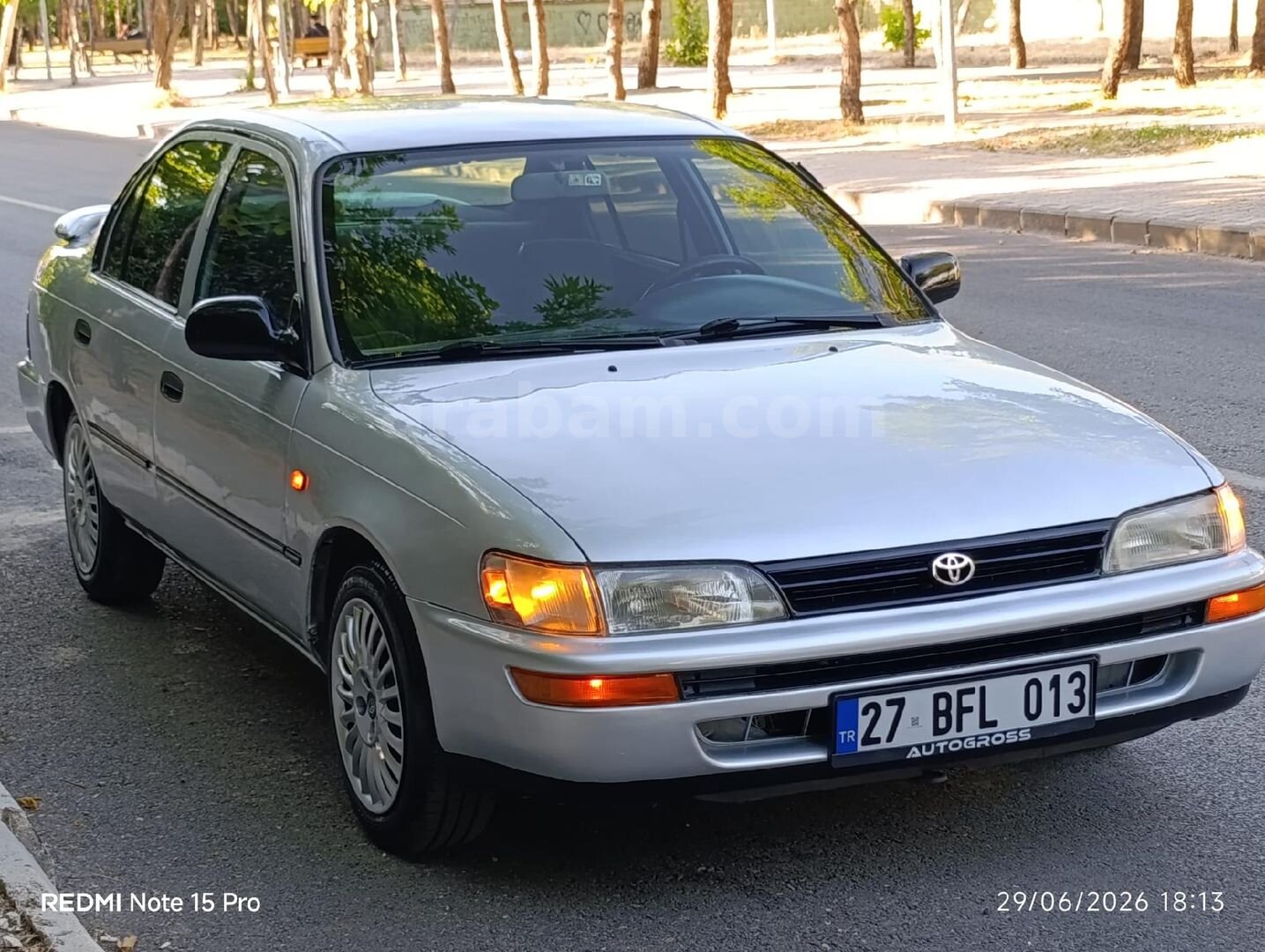 Sahibinden Toyota Corolla 1.3 XE 1998 Model Gaziantep 321.000 km Gri 3