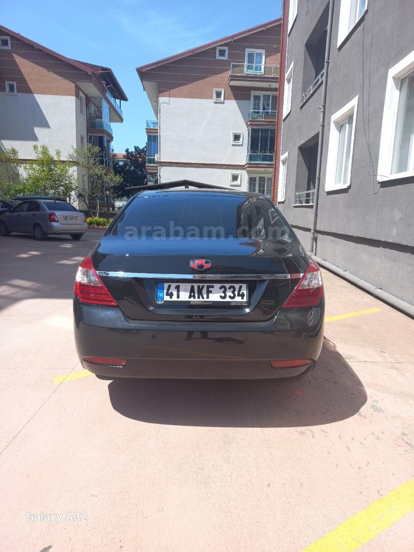 Sahibinden Geely Emgrand 1.5 GSL 2011 Model Kocaeli 348.000 km Siyah 3