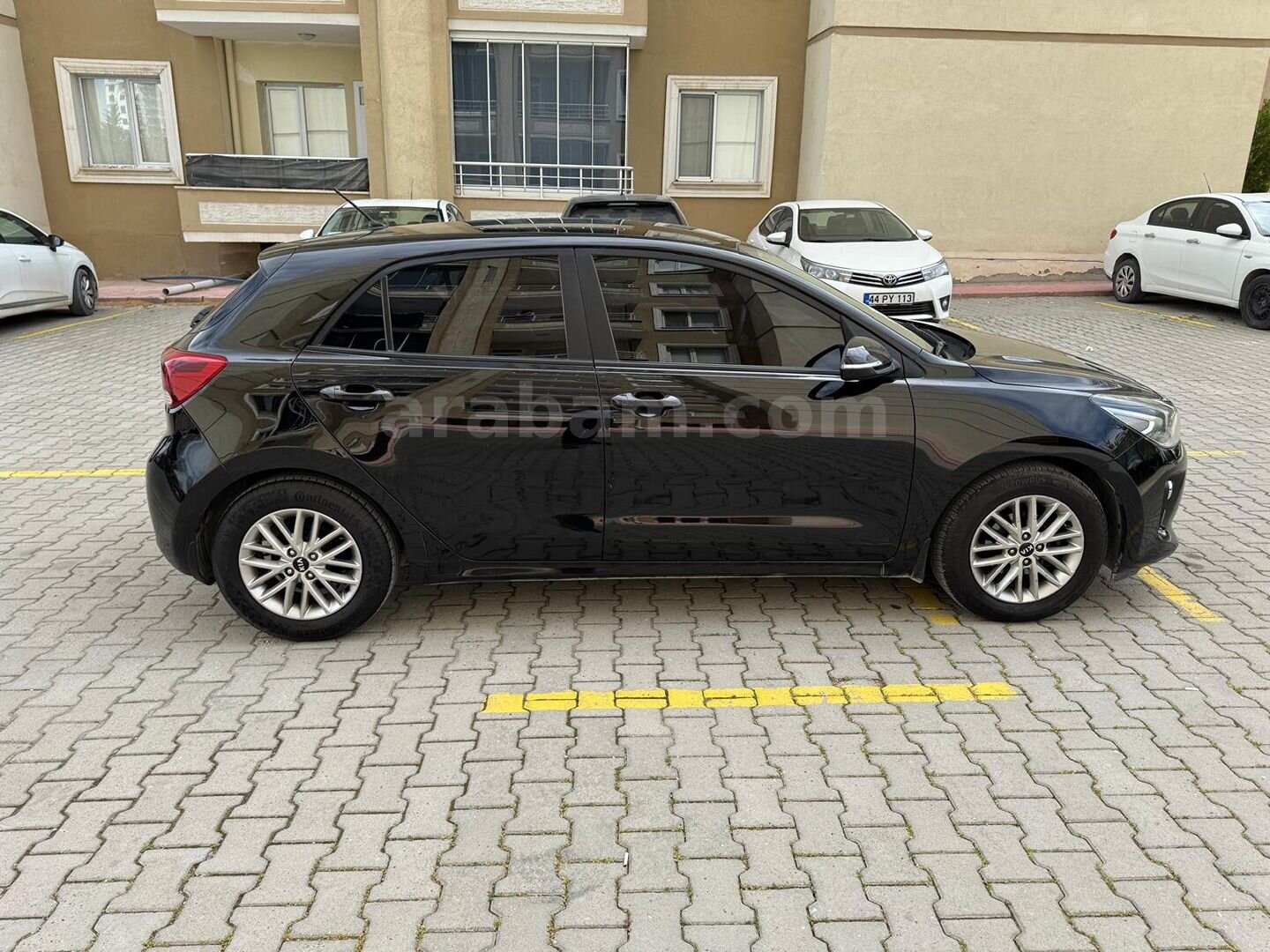 Sahibinden Kia Rio 1.4 CVVT Concept 2017 Model Malatya 191.000 km Siyah 5