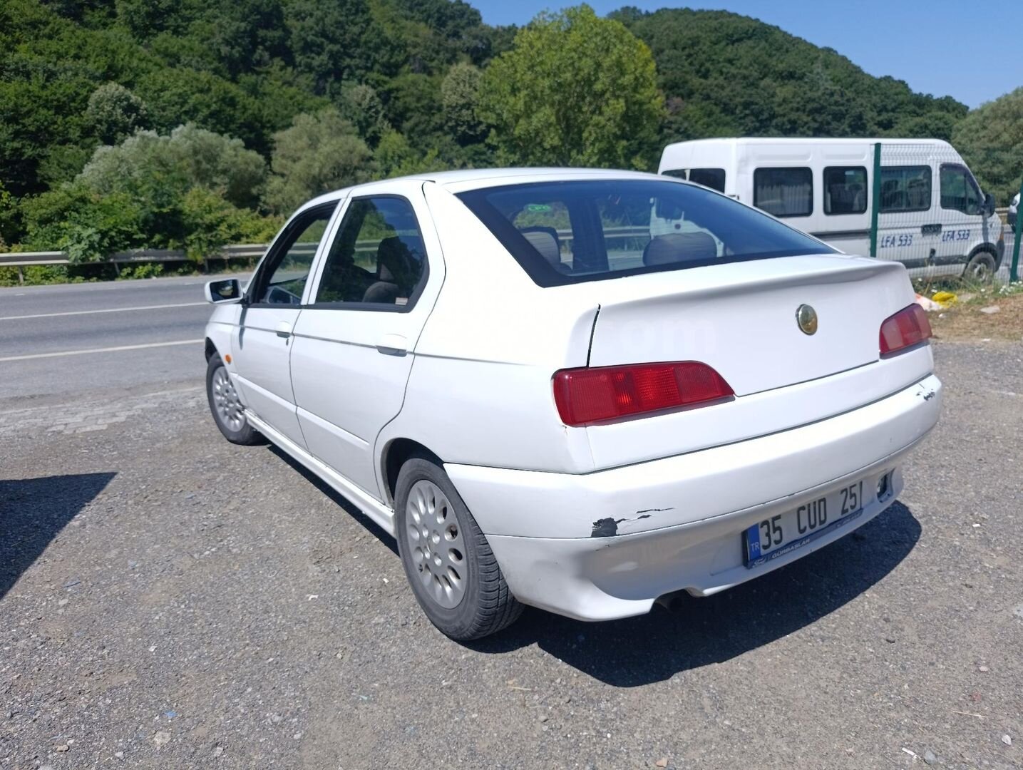 Sahibinden Alfa Romeo 146 1.4 TS 1998 Model İstanbul 233.200 km Beyaz 4