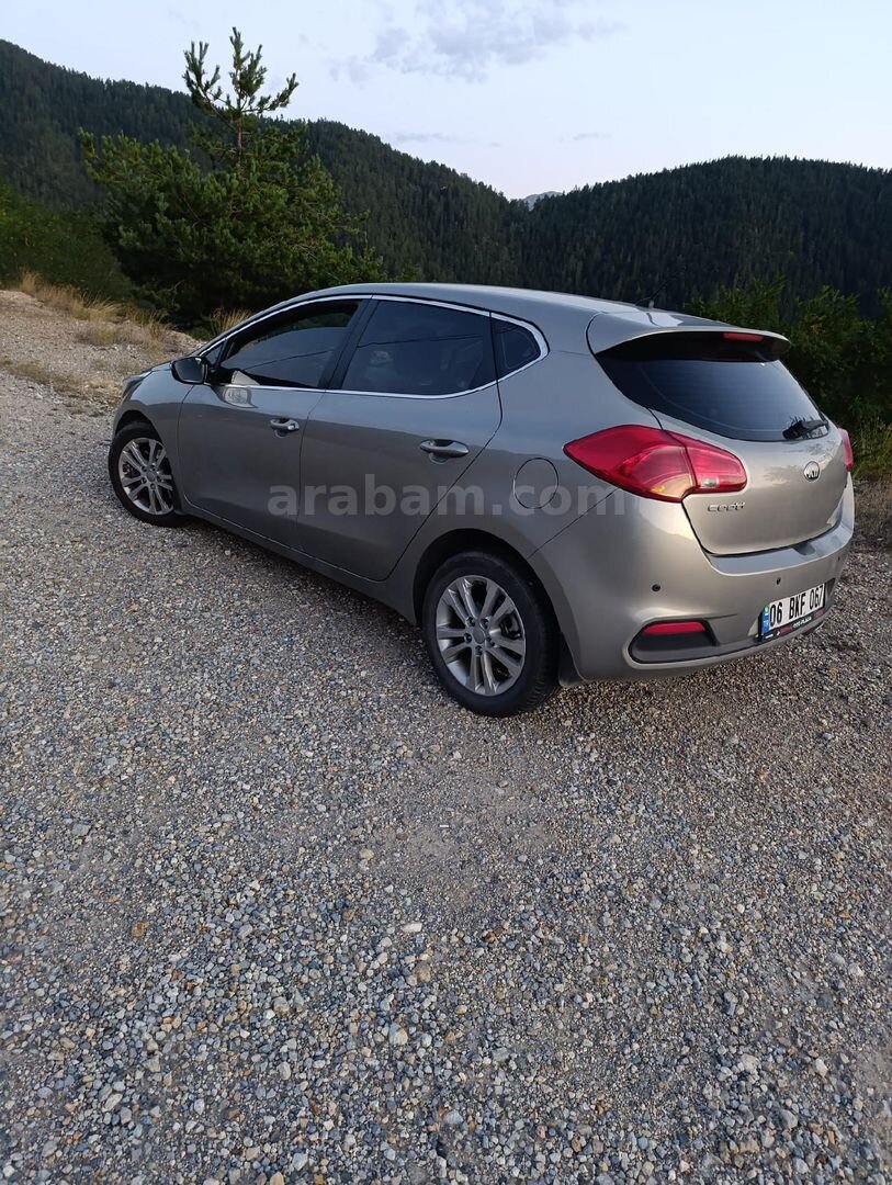 Sahibinden Kia Ceed 1.6 CRDi Concept Plus 2013 Model Trabzon 160.000 km Gri (Gümüş) 5