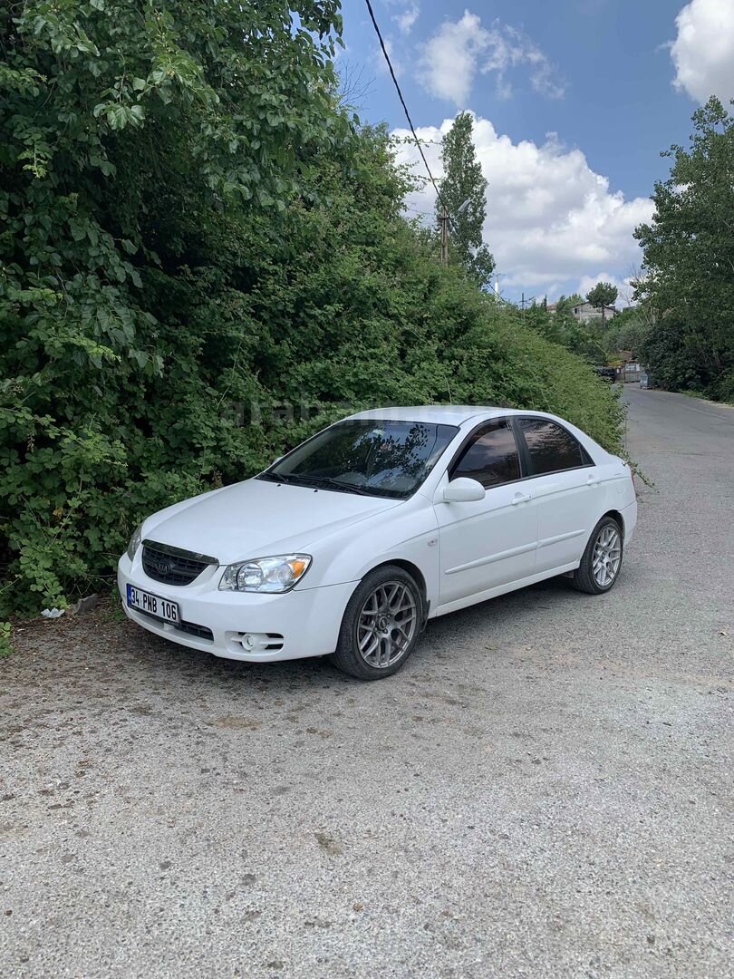 Sahibinden Kia Cerato 1.5 CRDi LX 2006 Model İstanbul 296.000 km Beyaz 1