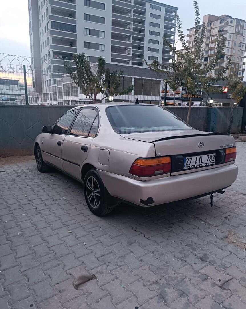 Sahibinden Toyota Corolla 1.6 GL 1993 Model Gaziantep 430.000 km Bej 4