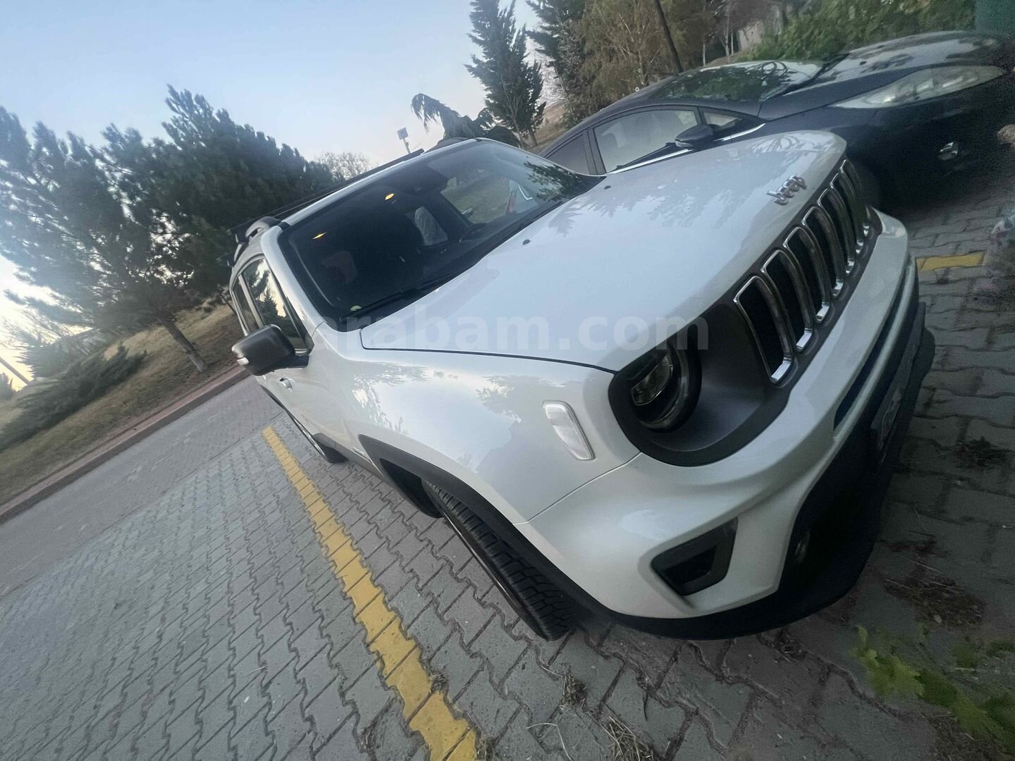 Sahibinden Jeep Renegade 1.6 MultiJet Limited 2019 Model Ankara 176.000 km Beyaz 2