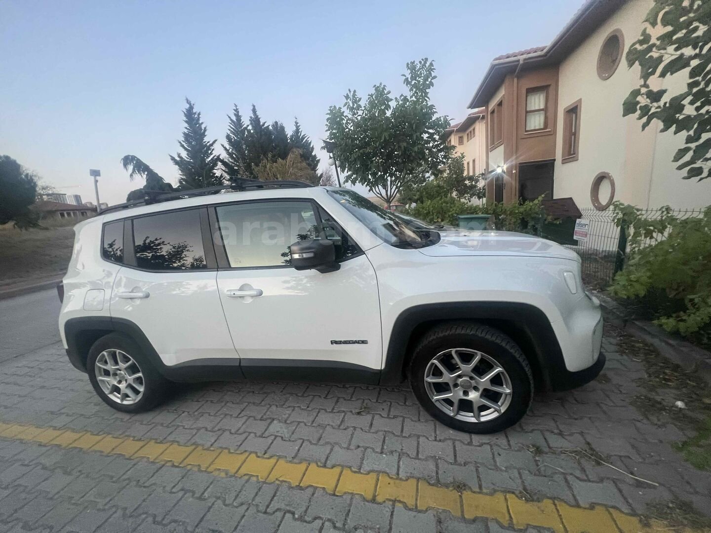Sahibinden Jeep Renegade 1.6 MultiJet Limited 2019 Model Ankara 176.000 km Beyaz 4