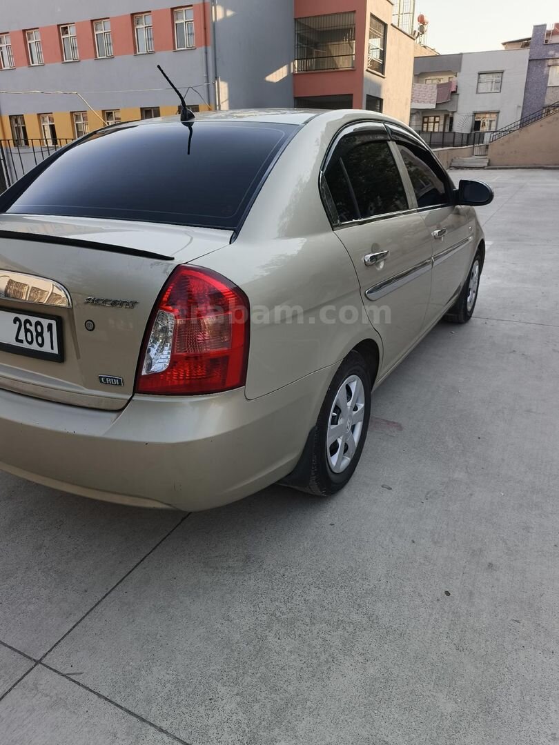 Sahibinden Hyundai Accent Era 1.5 CRDi-VGT Select 2006 Model Gaziantep 179.000 km Bej 2