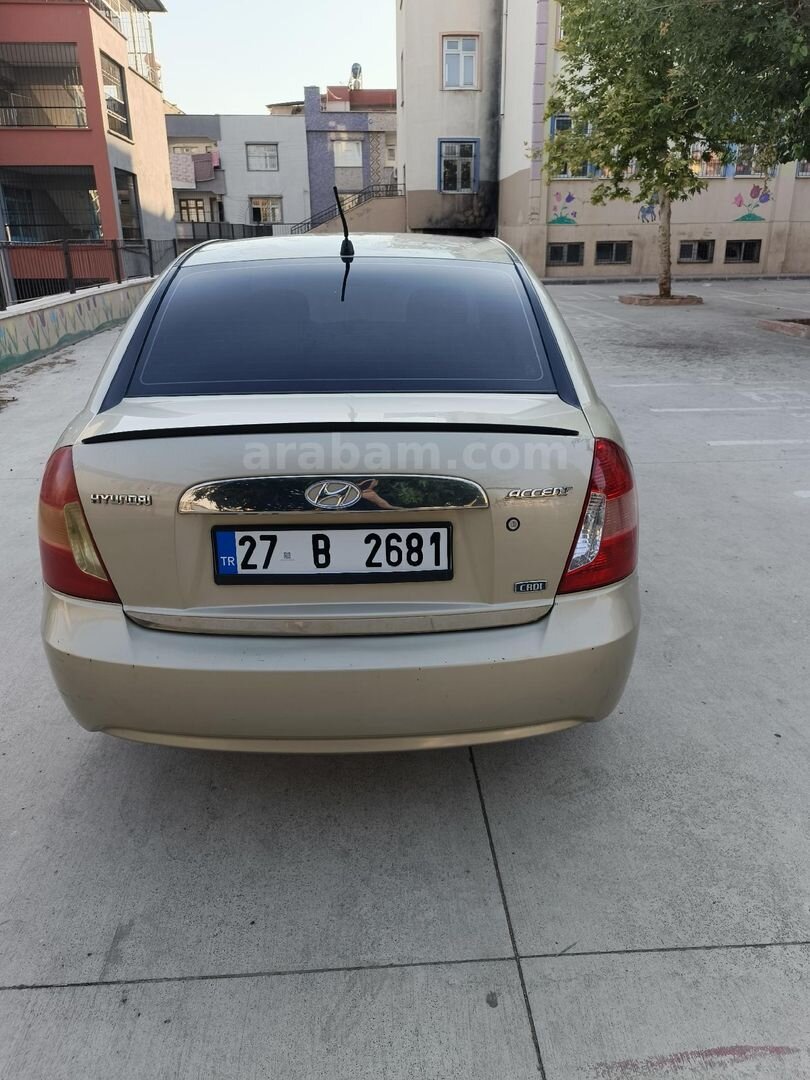Sahibinden Hyundai Accent Era 1.5 CRDi-VGT Select 2006 Model Gaziantep 179.000 km Bej 6