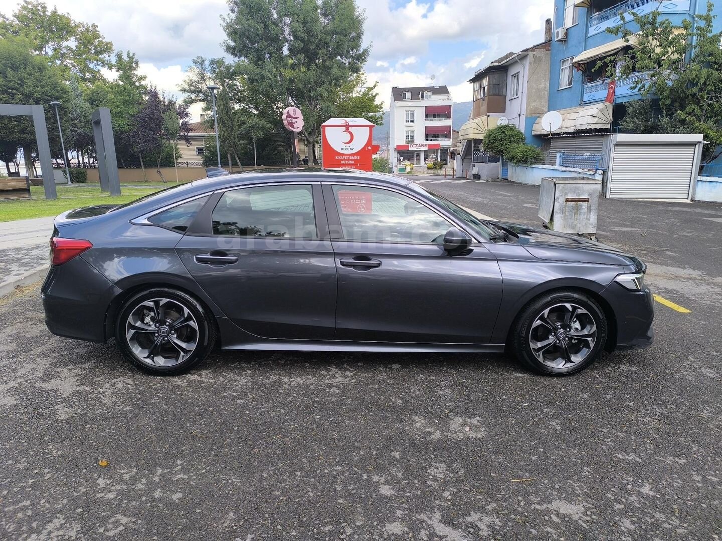 Sahibinden Honda Civic 1.5 i-VTEC Eco Executive Plus 2024 Model Kocaeli 116.000 km Lacivert 6