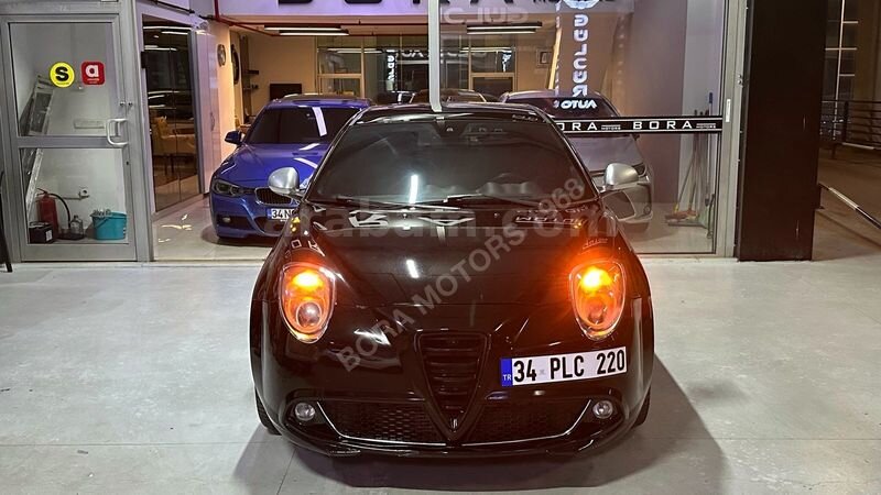 Galeriden Alfa Romeo MiTo 1.4 T Distinctive 2009 Model İstanbul 255.000 km Siyah