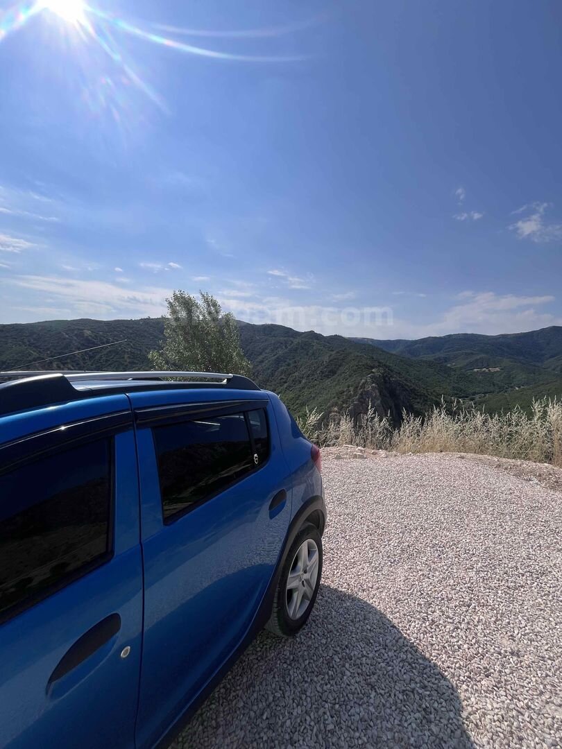 Sahibinden Dacia Sandero 1.5 dCi Stepway 2016 Model Kastamonu 112.000 km Mavi 3