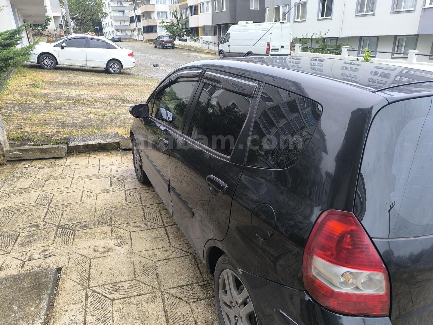 Sahibinden Honda Jazz 1.4 ES 2005 Model Düzce 206.000 km Siyah 6