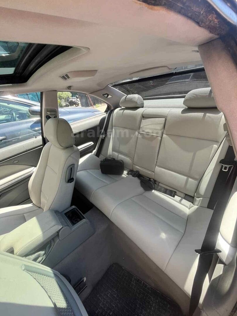 Sahibinden BMW 3 Serisi 330Ci 2004 Model İstanbul 310.000 km Gri 6