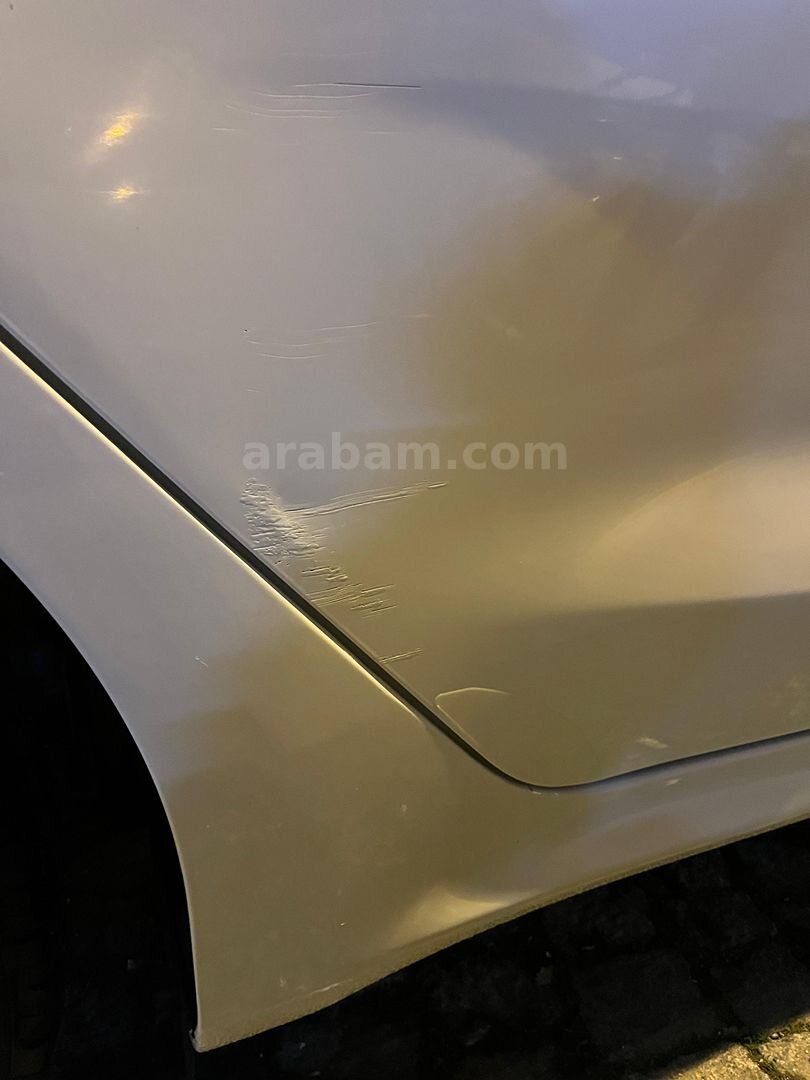 Sahibinden Kia Rio 1.4 CRDi Concept 2017 Model İstanbul 61.000 km Beyaz 7