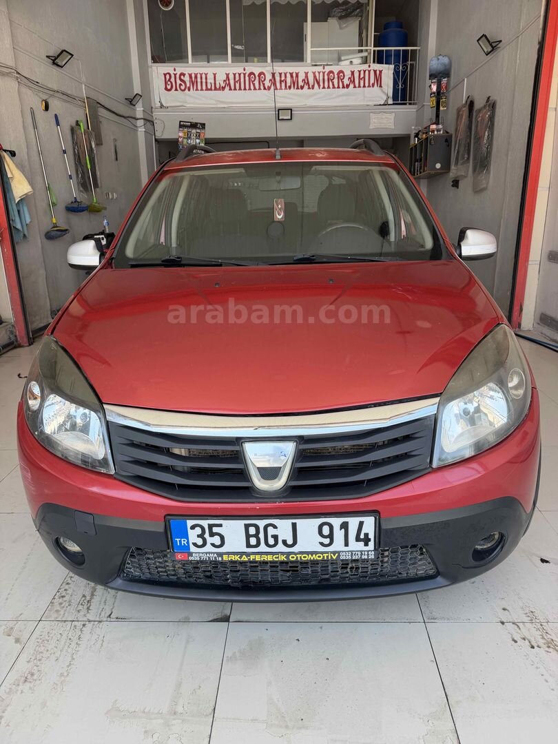 Galeriden Dacia Sandero 1.5 dCi Stepway 2012 Model İzmir 233.000 km Kırmızı 1