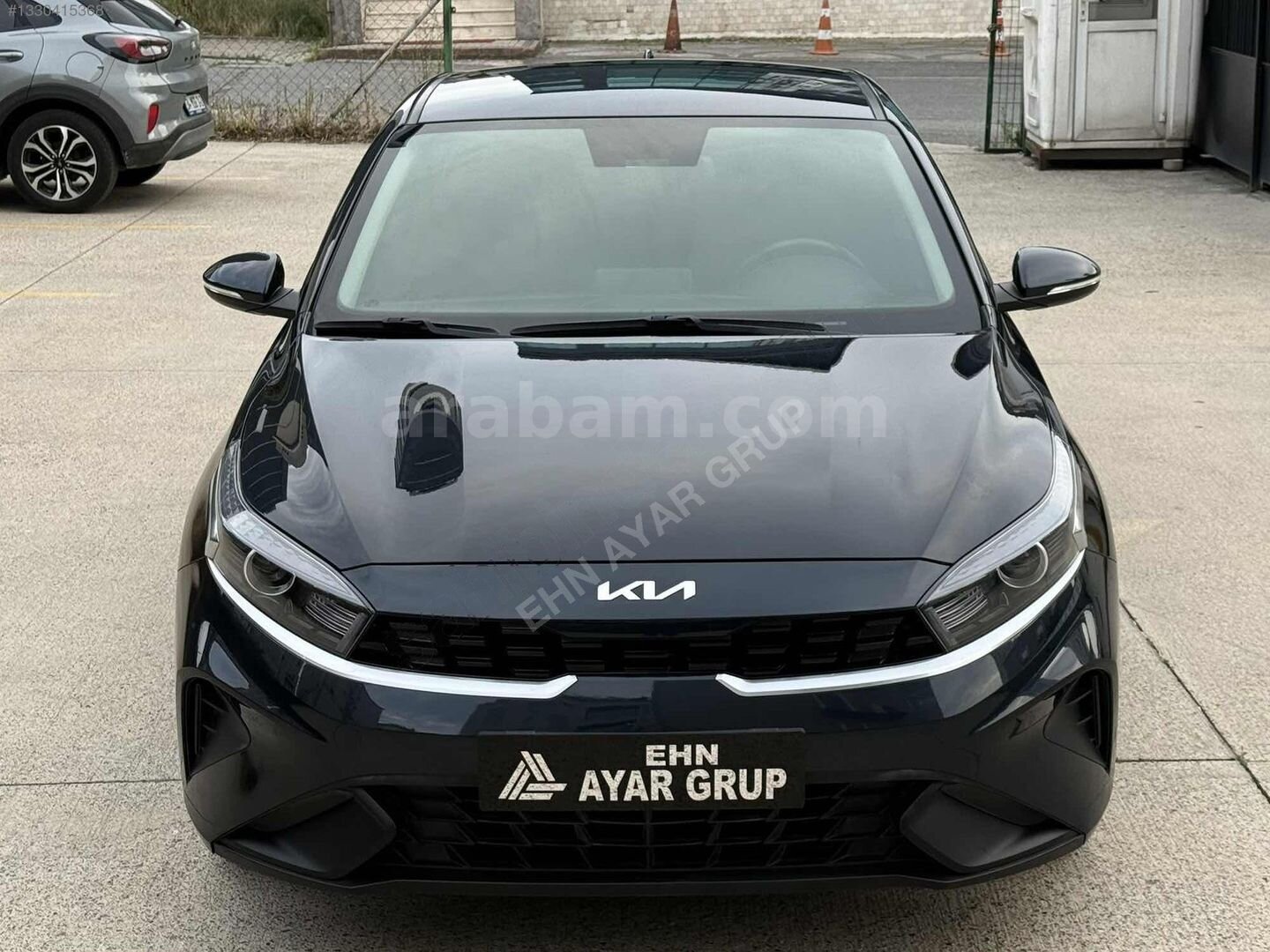 Galeriden Kia Cerato 1.6 MPI Elegance 2023 Model İstanbul 51.000 km Lacivert 2