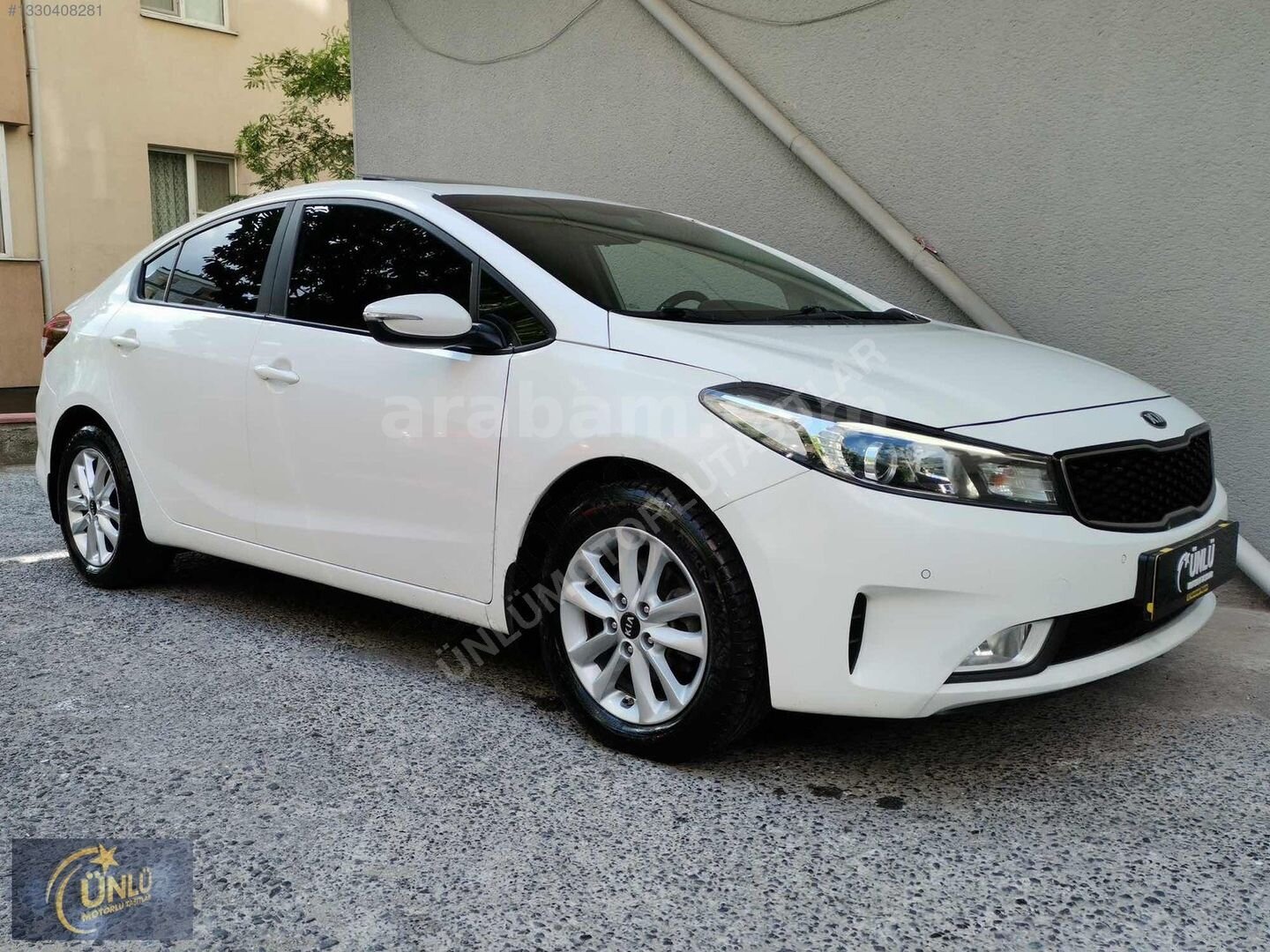 Galeriden Kia Cerato 1.6 CRDi Prestige 2018 Model İstanbul 248.000 km Beyaz 5