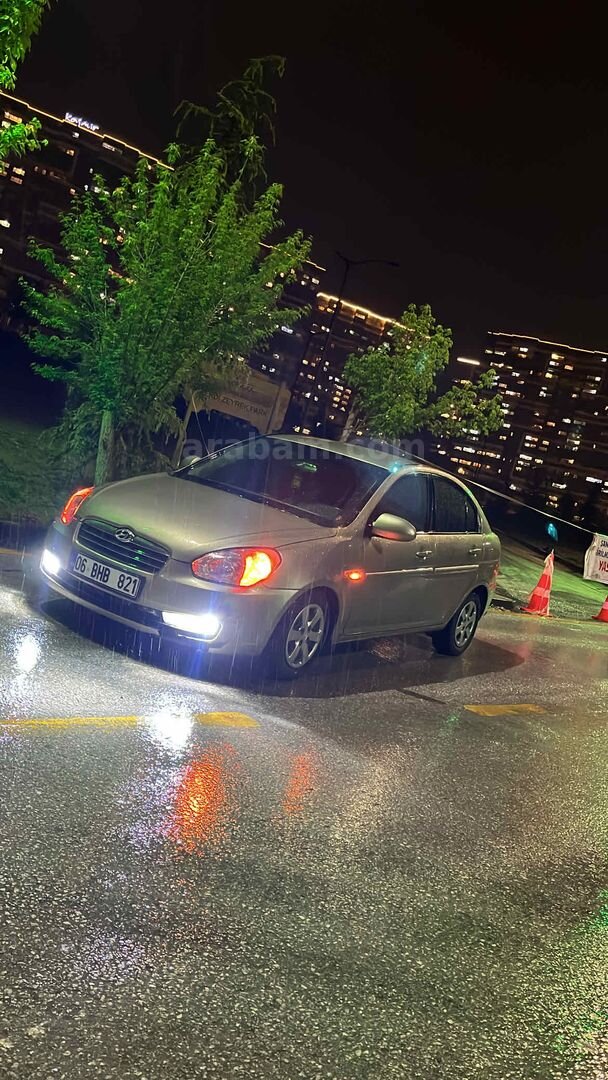 Sahibinden Hyundai Accent Era 1.6 Select 2006 Model Ankara 999.999 km Füme 4