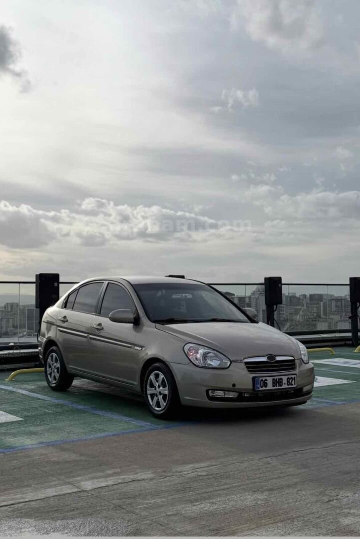 Sahibinden Hyundai Accent Era 1.6 Select 2006 Model Ankara 999.999 km Füme 1