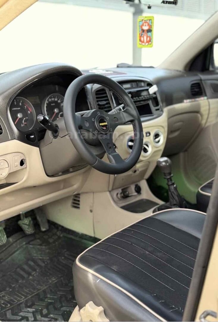 Sahibinden Hyundai Accent Era 1.6 Select 2006 Model Ankara 999.999 km Füme 5
