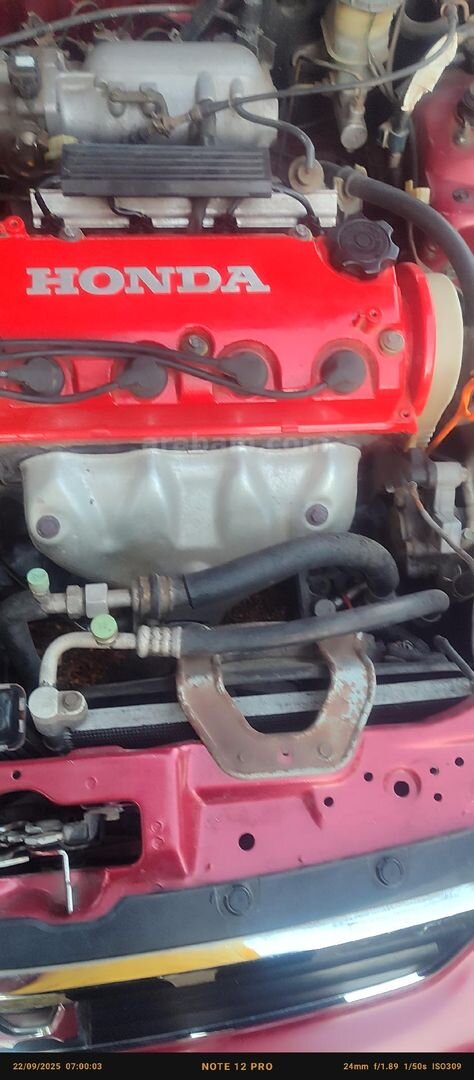 Sahibinden Honda Civic 1.6 i ES 2000 Model Düzce 273.000 km Bordo 6