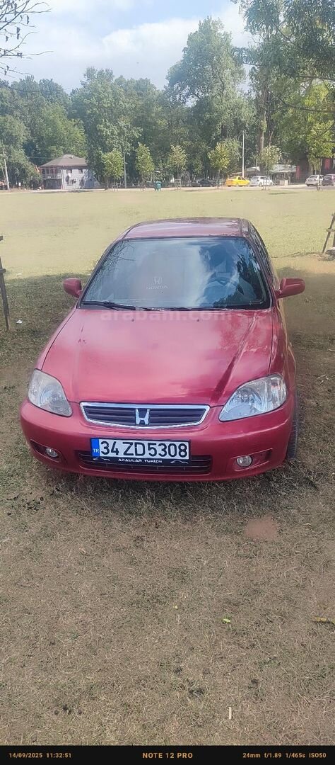 Sahibinden Honda Civic 1.6 i ES 2000 Model Düzce 273.000 km Bordo 1