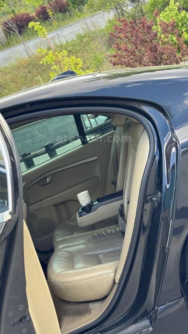 Sahibinden Volvo S80 1.6 D 2012 Model Ankara 400.000 km Siyah 3