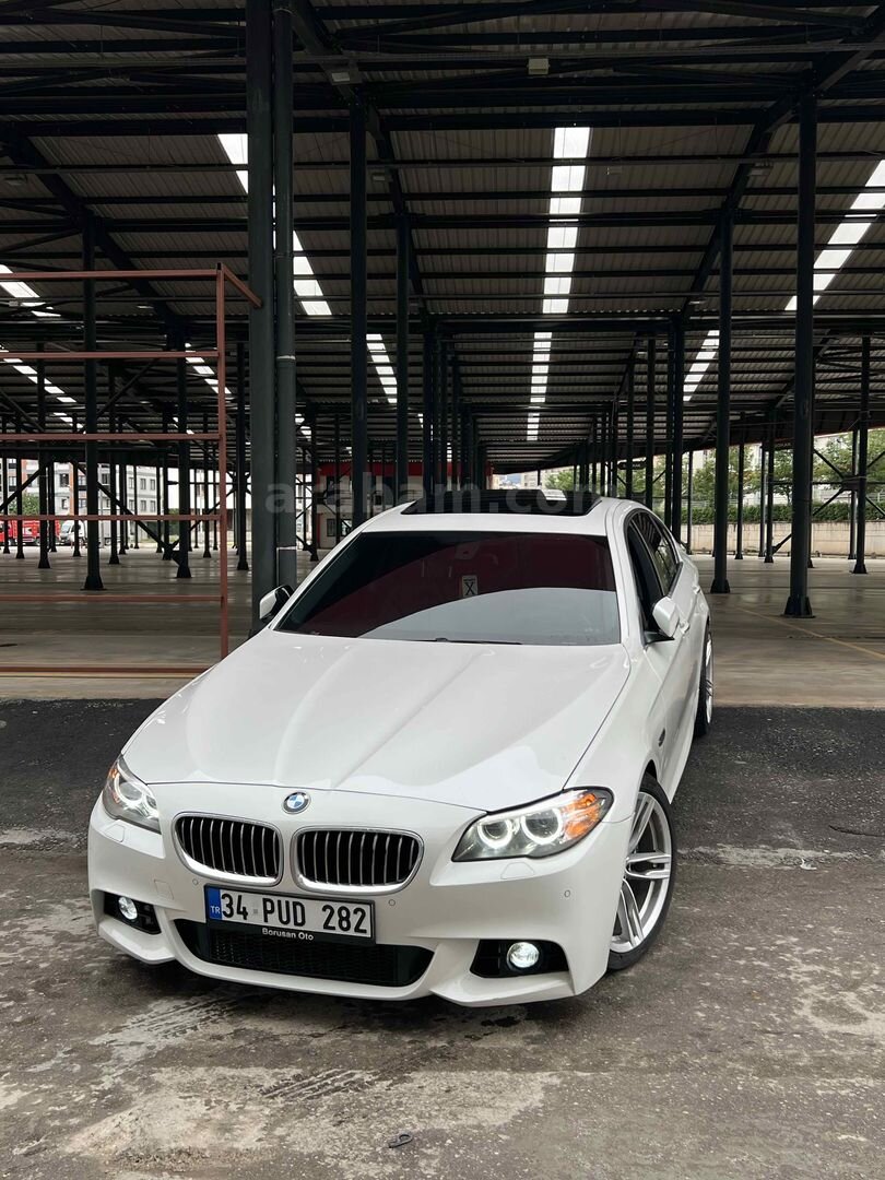Sahibinden BMW 5 Serisi 520i M Sport 2015 Model İstanbul 199.500 km Beyaz 4