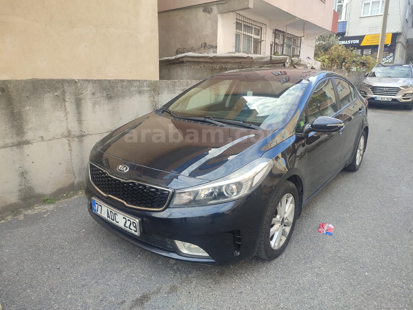 Sahibinden Kia Cerato 1.6 CRDi Concept Techno 2017 Model Kocaeli 140.000 km Lacivert 1