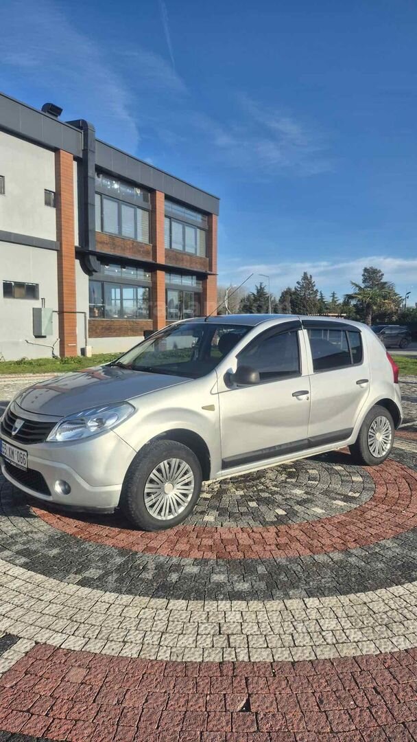 Sahibinden Dacia Sandero 1.4 Ambiance 2010 Model Samsun 265.000 km Gri (Gümüş) 2