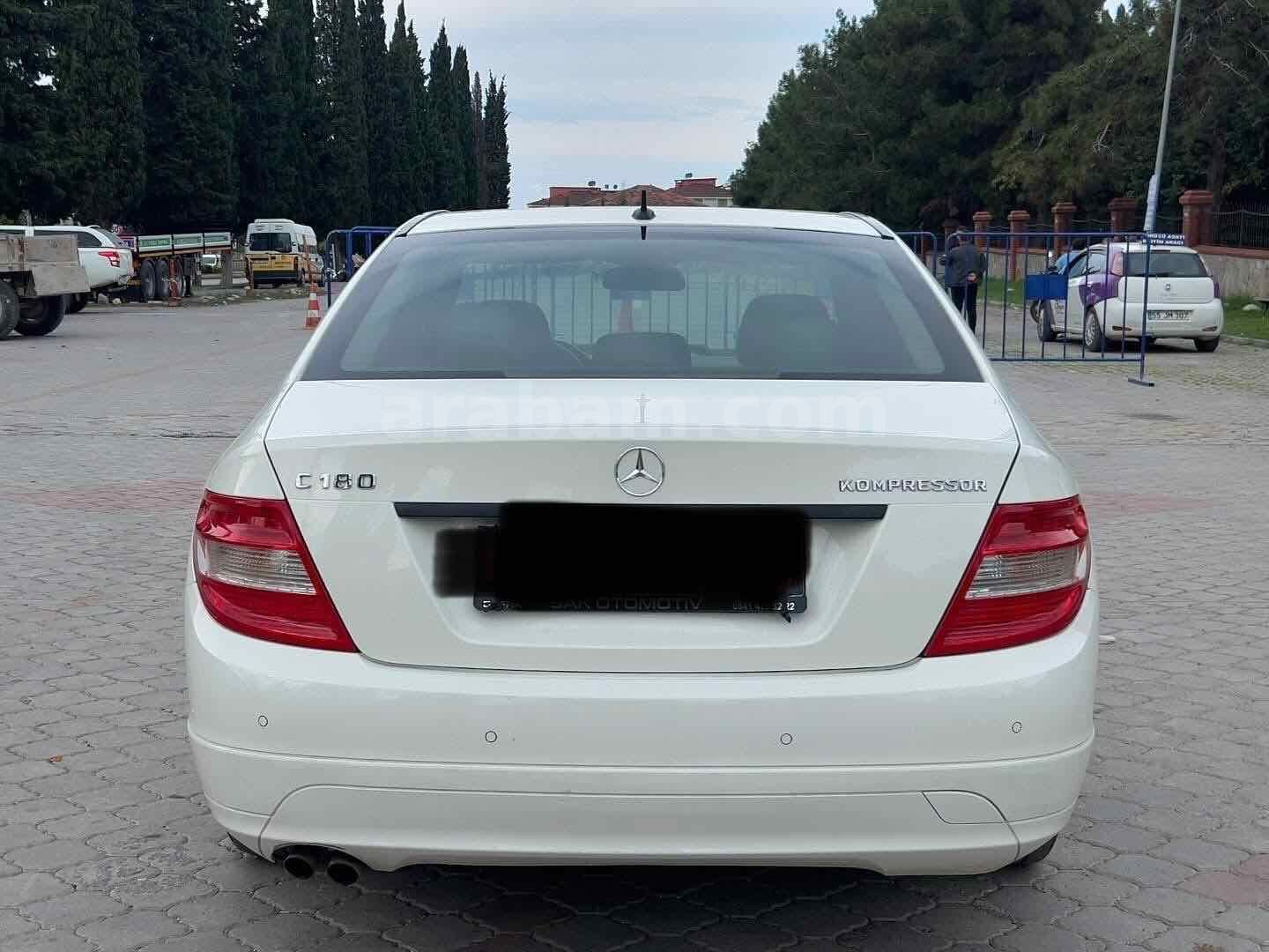 Sahibinden Mercedes - Benz C 180 Kompressor BlueEfficiency Luxury 2010 Model Samsun 217.000 km Beyaz 3
