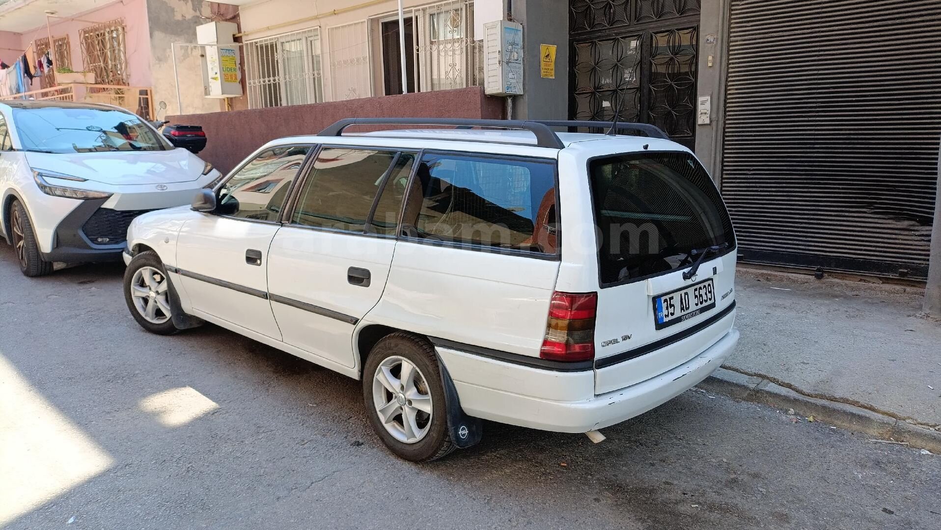 Sahibinden Opel Astra 1.6 GL 1998 Model İzmir 161.000 km Beyaz 3