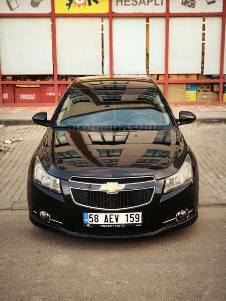 Sahibinden Chevrolet Cruze 1.6 LT Plus 2012 Model Sivas 225.000 km Siyah