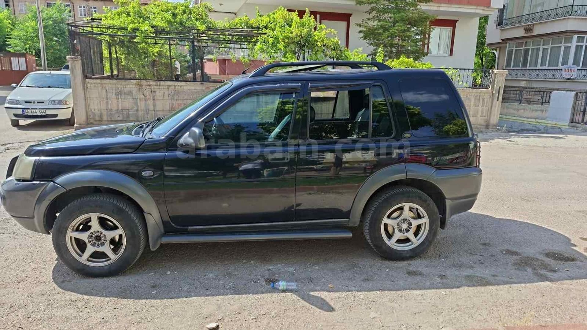 Sahibinden Land Rover Freelander 2.0 TD4 ES 2002 Model Aksaray 389.000 km Siyah 5