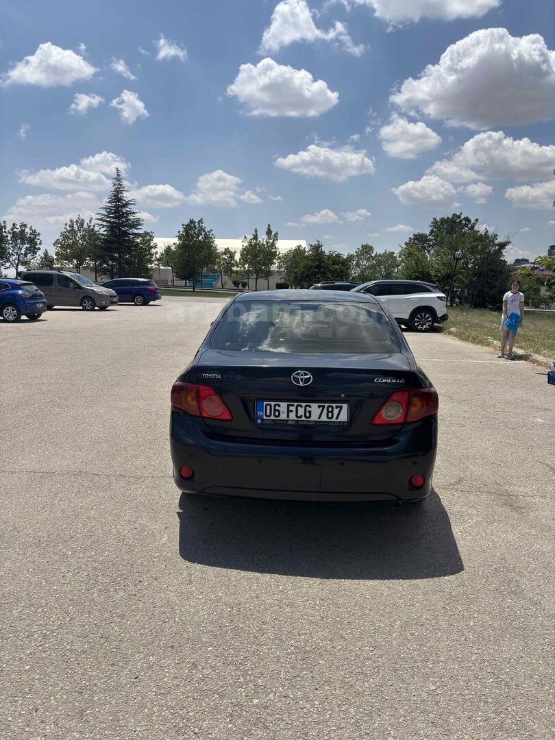 Sahibinden Toyota Corolla 1.4 D-4D Elegant 2010 Model Ankara 314.800 km Siyah 7