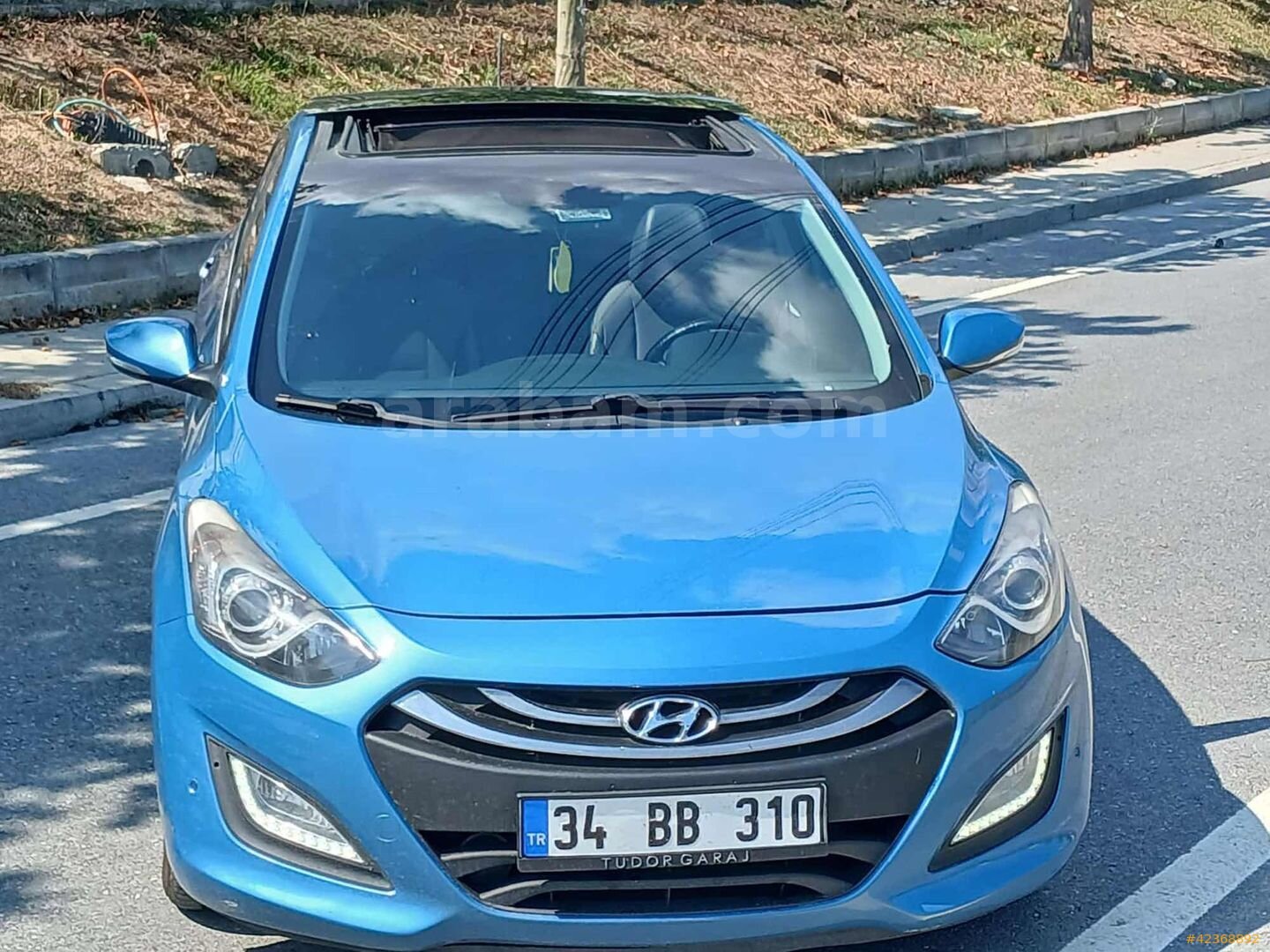 Galeriden Hyundai i30 1.6 CRDi Elite 2012 Model İstanbul 228.000 km Mavi 2