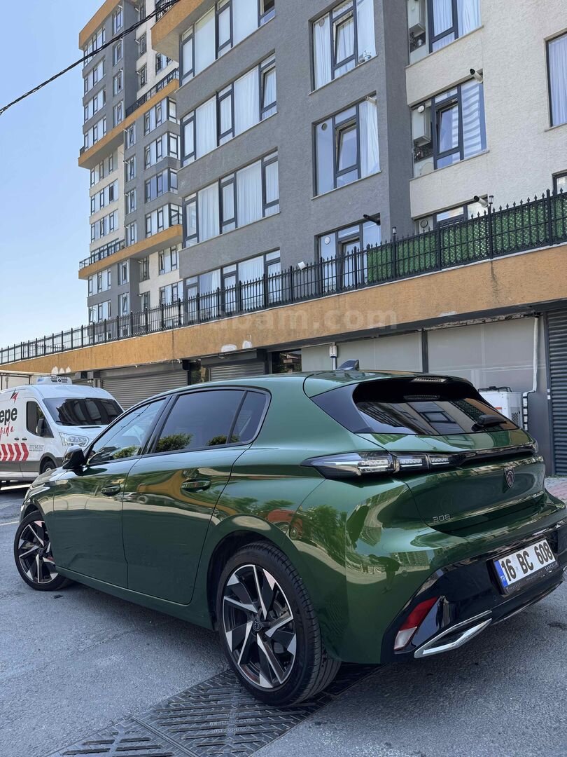 Sahibinden Peugeot 308 1.2 PureTech Allure 2024 Model İstanbul 29.000 km Yeşil (metalik) 3