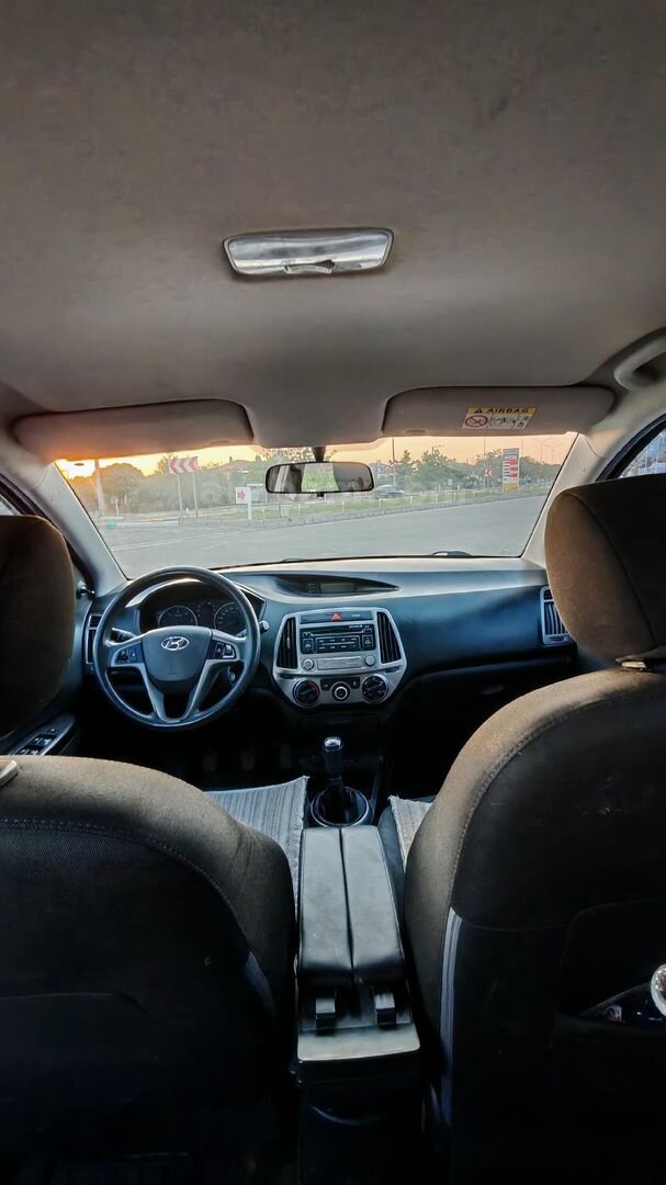 Sahibinden Hyundai i20 1.4 CRDi Jump 2014 Model Afyonkarahisar 205.000 km Beyaz 7