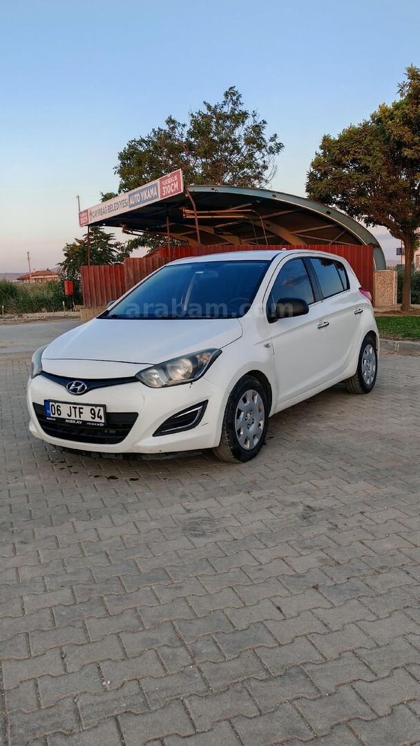 Sahibinden Hyundai i20 1.4 CRDi Jump 2014 Model Afyonkarahisar 205.000 km Beyaz 2