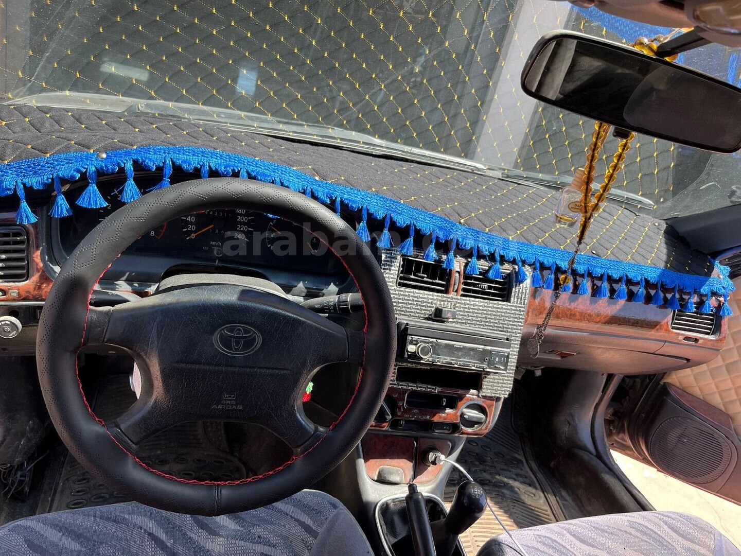 Sahibinden Toyota Carina 2.0 GLi 1997 Model Mersin 444.000 km Siyah 2