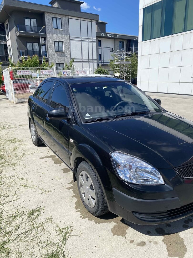 Sahibinden Kia Rio 1.5 CRDi EX Comfort 2006 Model Sakarya 315.000 km Siyah 6