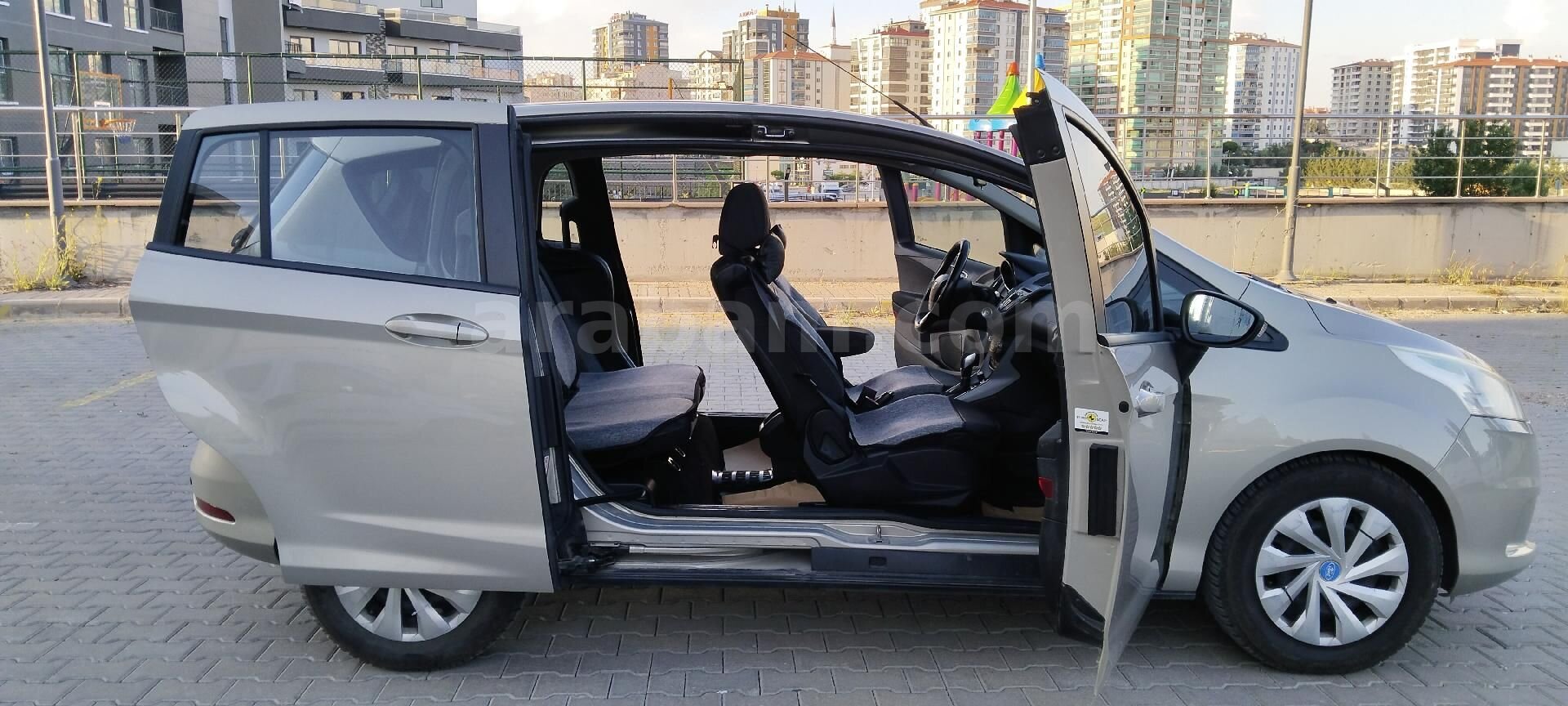 Sahibinden Ford B-Max 1.6 Trend 2012 Model Ankara 153.000 km Bej 6