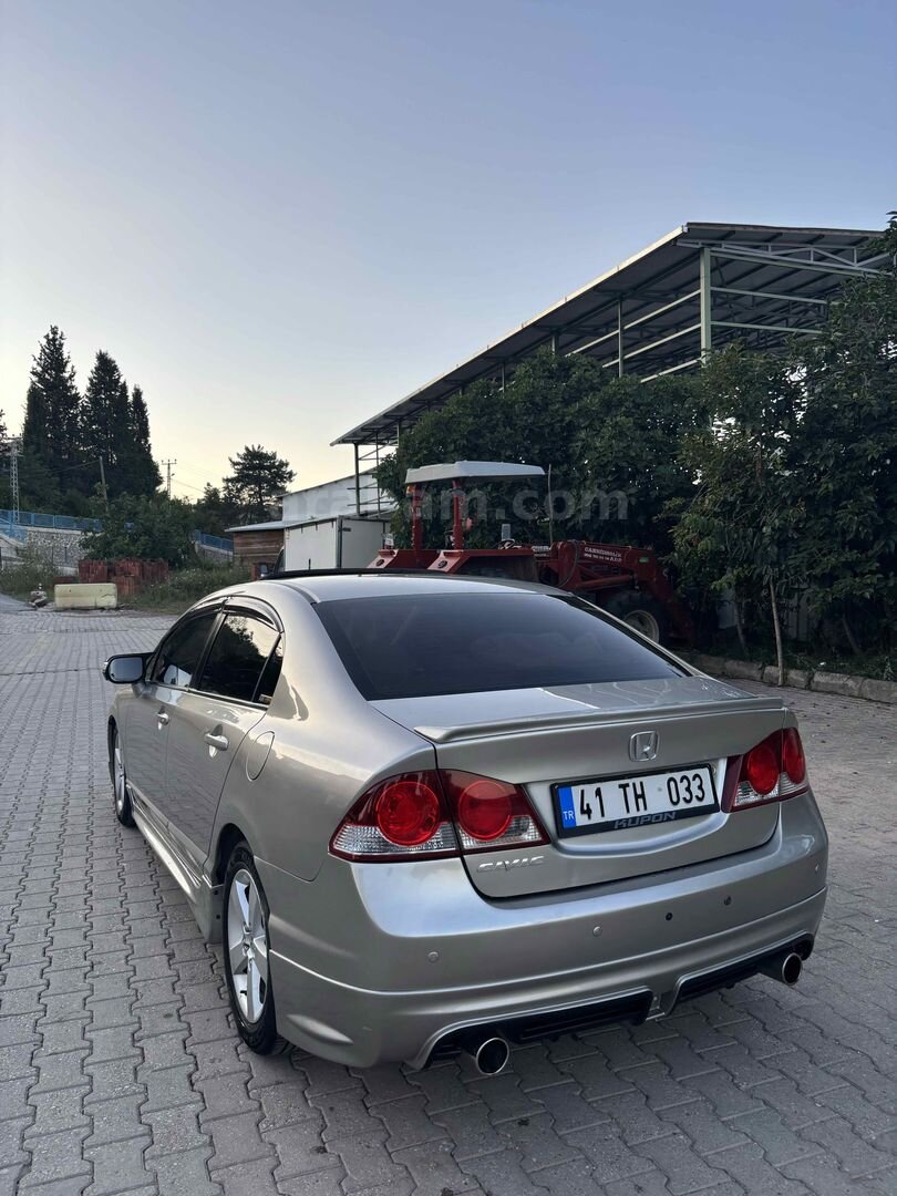 Sahibinden Honda Civic 1.6 Elegance 2008 Model Kocaeli 273.000 km Kahverengi 6