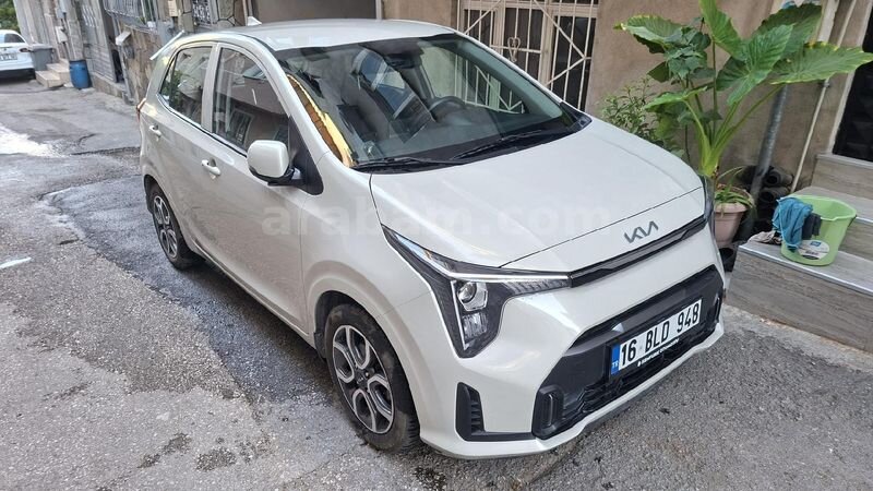 Sahibinden Kia Picanto 1.2 MPI Cool 2024 Model Bursa 17.000 km Bej