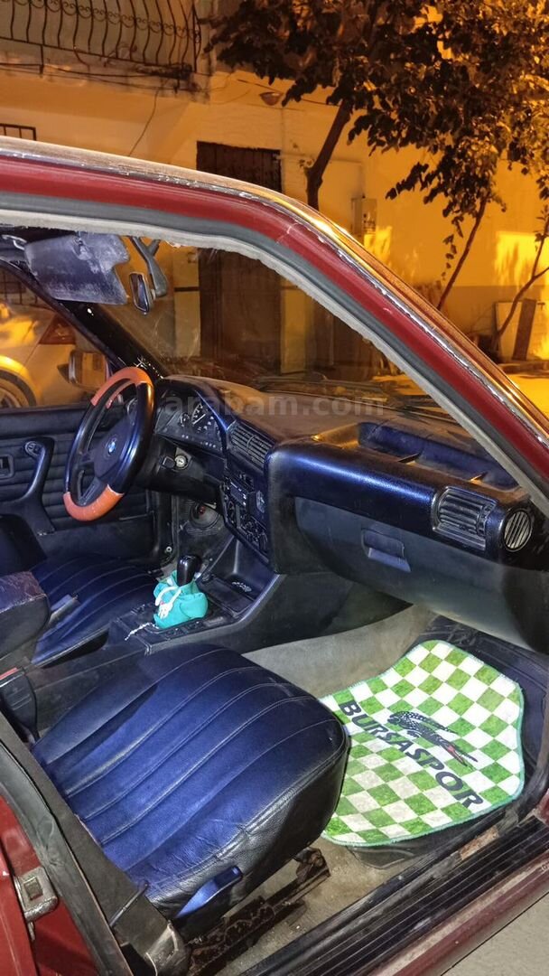 Sahibinden BMW 3 Serisi 316i Standart 1990 Model Bursa 311.000 km Bordo 7
