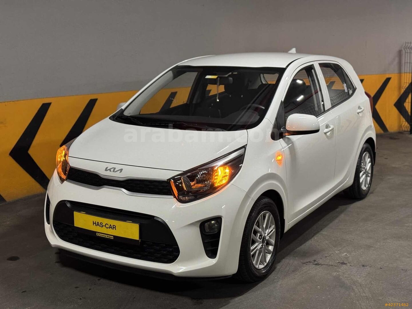 Galeriden Kia Picanto 1.0 MPI Feel 2022 Model İstanbul 47.000 km Beyaz 1