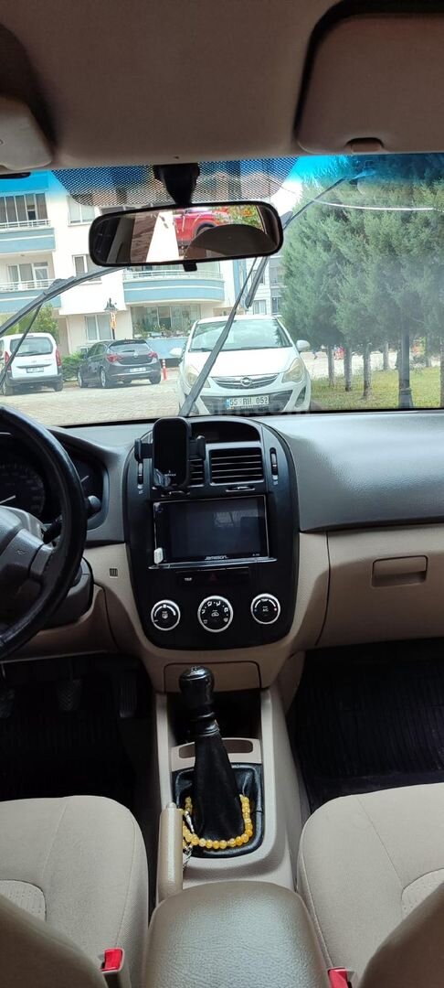 Sahibinden Kia Cerato 1.6 LX Basic 2008 Model Burdur 326.000 km Siyah 4