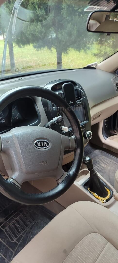 Sahibinden Kia Cerato 1.6 LX Basic 2008 Model Burdur 326.000 km Siyah 3