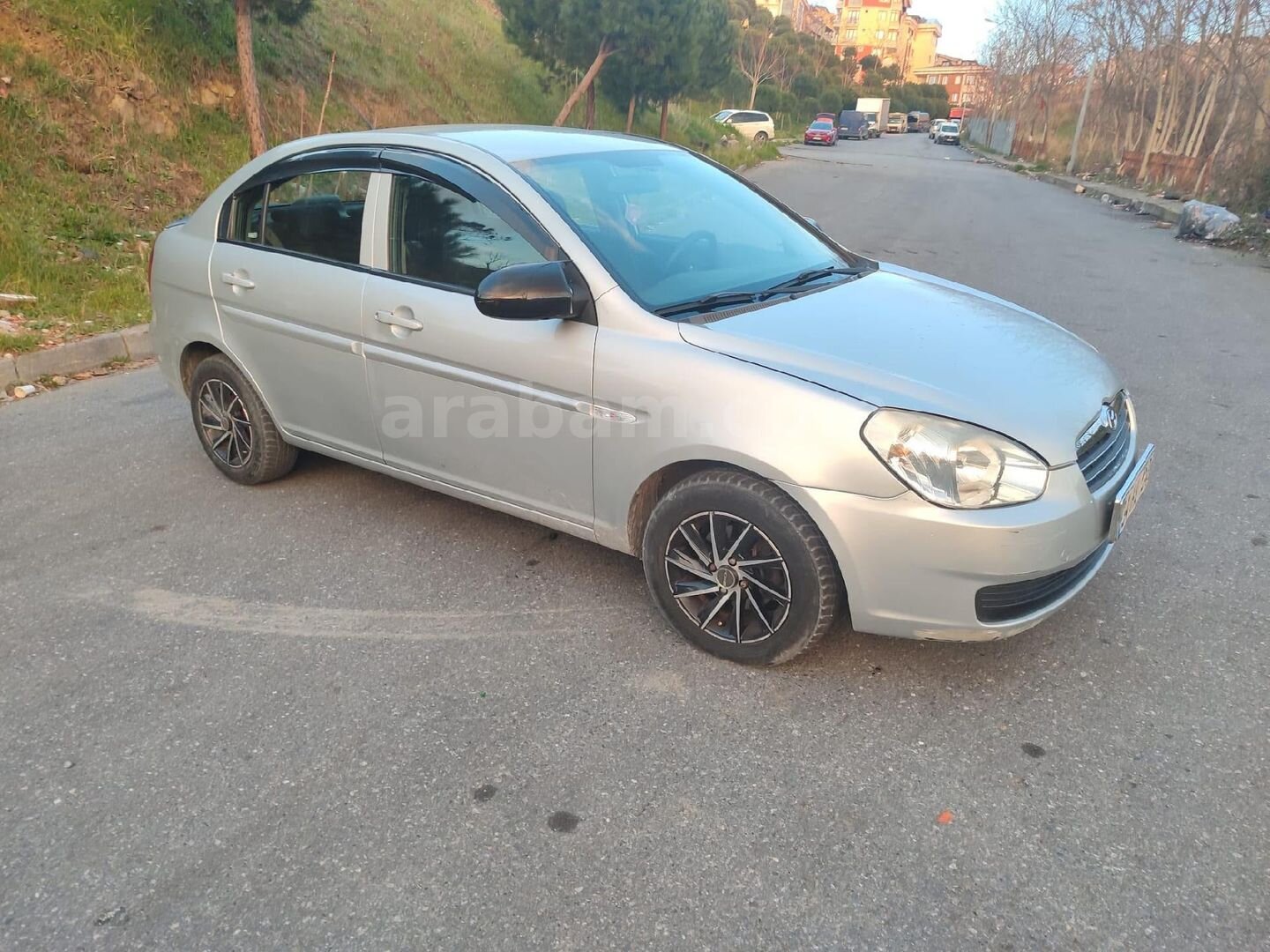 Sahibinden Hyundai Accent Era 1.5 CRDi Start 2010 Model İstanbul 345.000 km Gri (Gümüş) 2