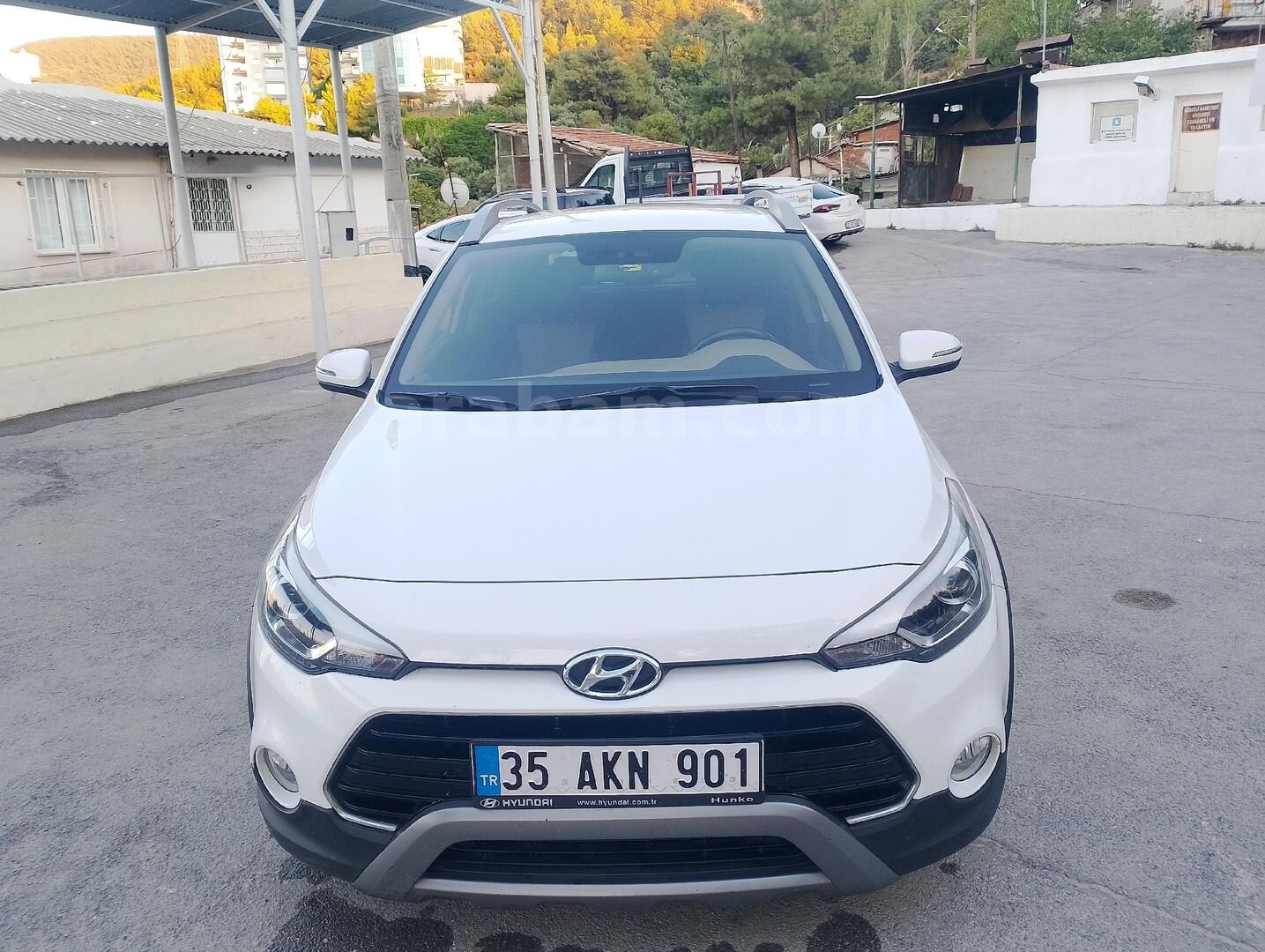 Sahibinden Hyundai i20 Active 1.4 MPi Elite Smart 2019 Model İzmir 110.000 km Beyaz 6
